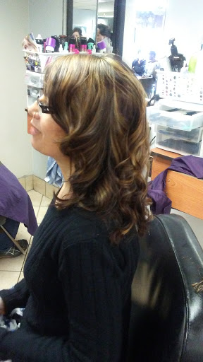 Beauty Salon «Quick Cuts Family Hair Care», reviews and photos, 7249 W Greenfield Ave, Milwaukee, WI 53214, USA