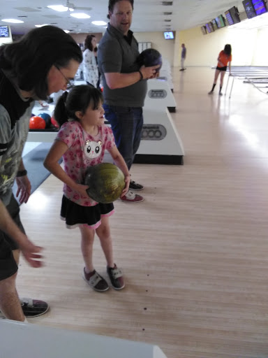 Bowling Alley «New Smyrna Lanes», reviews and photos, 185 N Causeway, New Smyrna Beach, FL 32169, USA