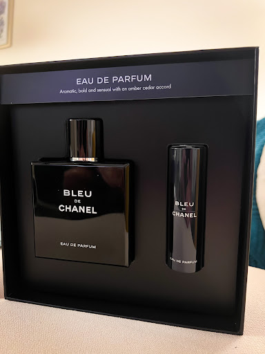 Clothing Store «Chanel», reviews and photos, 4200 Conroy Rd, Orlando, FL 32839, USA