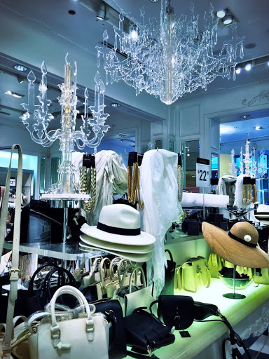 Clothing Store «Forever 21», reviews and photos, 757 Spectrum Center Dr, Irvine, CA 92618, USA