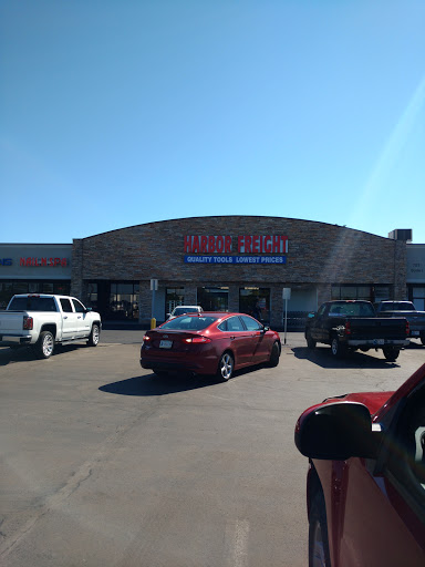 Hardware Store «Harbor Freight Tools», reviews and photos, 707 S Madison Ave #1, Greenwood, IN 46143, USA