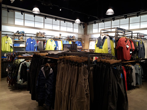 Sportswear Store «Columbia PFG at Disney Springs», reviews and photos, 1520 Buena Vista Dr, Orlando, FL 32836, USA