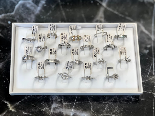 Pawn Shop «Hollywood Pawn Shop & Jewelry», reviews and photos, 3700 San Fernando Rd, Glendale, CA 91204, USA