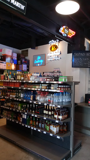 Liquor Store «Lynbrook Wine & Liquor», reviews and photos, 325 Sunrise Hwy, Lynbrook, NY 11563, USA