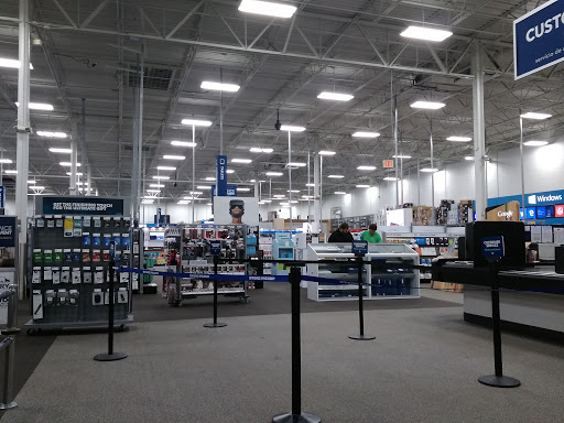 Electronics Store «Best Buy», reviews and photos, 83 S Tunnel Rd, Asheville, NC 28805, USA