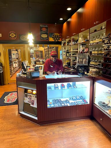 Tobacco Shop «Old Virginia Tobacco Co», reviews and photos, 5860 Kingstowne Ctr # 160, Alexandria, VA 22315, USA