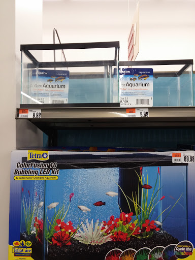 Pet Supply Store «Pet Supplies Plus», reviews and photos, 135-25 79th St, Howard Beach, NY 11414, USA