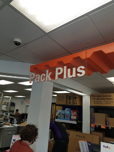 Print Shop «FedEx Office Print & Ship Center», reviews and photos, 427 E Main St, Kent, OH 44240, USA