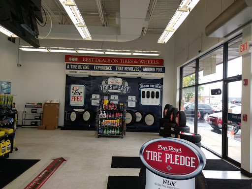 Car Repair and Maintenance «Pep Boys Auto Service & Tire», reviews and photos, 9643 N Milwaukee Ave, Niles, IL 60714, USA