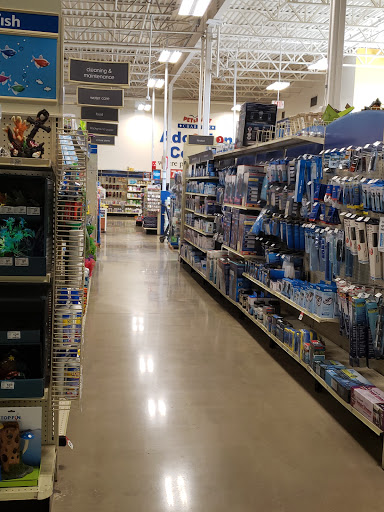 Pet Supply Store «PetSmart», reviews and photos, 159 N Weber Rd, Bolingbrook, IL 60490, USA