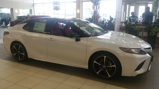 Toyota Dealer «Luther Brookdale Toyota», reviews and photos, 6700 Brooklyn Blvd, Brooklyn Center, MN 55429, USA