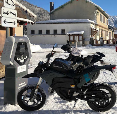 E-born Charging Station à Chamrousse