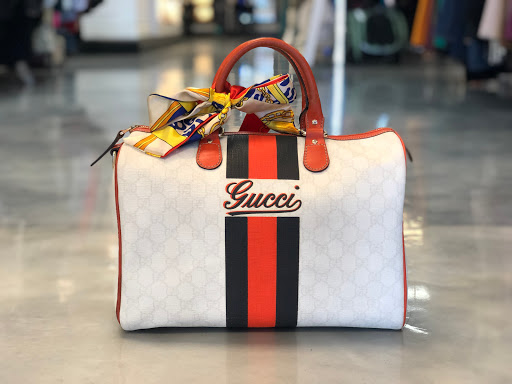 Consignment Shop «SecondHand Savvys», reviews and photos, 210 S Kings Ave, Brandon, FL 33511, USA