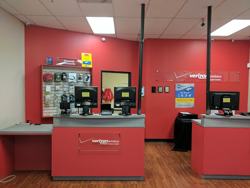 Shopping Mall «Piazza Carmel», reviews and photos, 3810 Valley Centre Dr, San Diego, CA 92130, USA