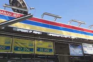 Indomaret buaran jati image