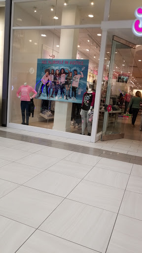 Shopping Mall «Willowbrook Mall», reviews and photos, 1400 Willowbrook Mall, Wayne, NJ 07470, USA