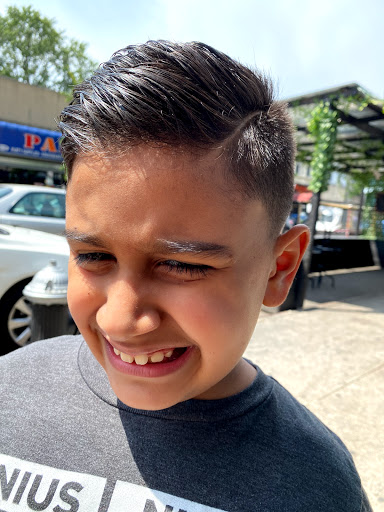 Barber Shop «Hills barber shop», reviews and photos, 7223 Austin St, Forest Hills, NY 11375, USA