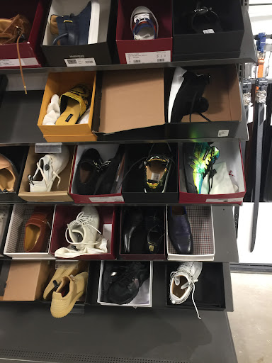 Department Store «Nordstrom Rack Downtown DC», reviews and photos, 1800 L St NW, Washington, DC 20036, USA