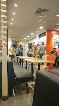 Atmosphère du Restauration rapide McDonald's à Brives-Charensac - n°17