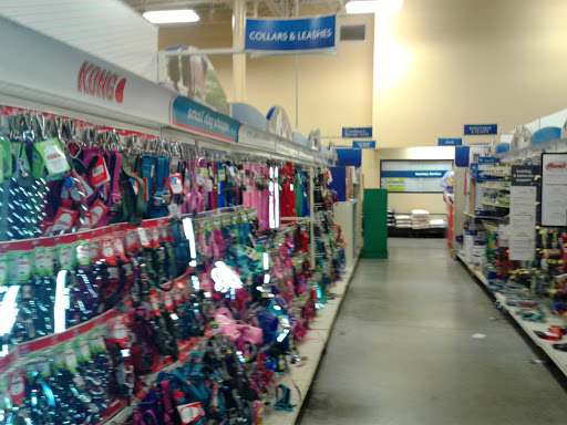 Pet Supply Store «PetSmart», reviews and photos, 3610 Rosecrans St, San Diego, CA 92110, USA