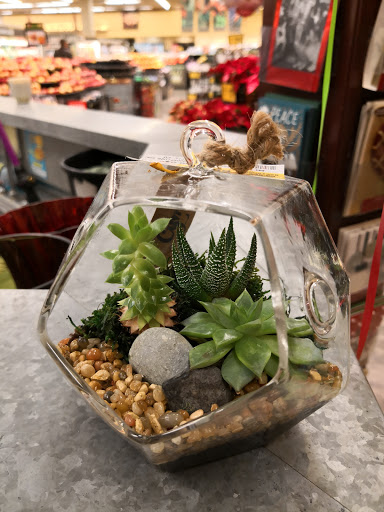 Grocery Store «Safeway», reviews and photos, 14939 Shady Grove Rd, Rockville, MD 20850, USA