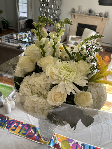 Florist «AU Florist», reviews and photos, 790 Main St, Hackensack, NJ 07601, USA