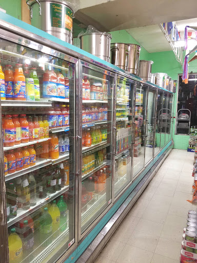 Grocery Store «Yuriria Supermarket», reviews and photos, 1830 Atlanta Hwy # A, Gainesville, GA 30504, USA