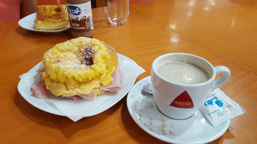 Pastelaria Joaninha no Amadora, Lisboa