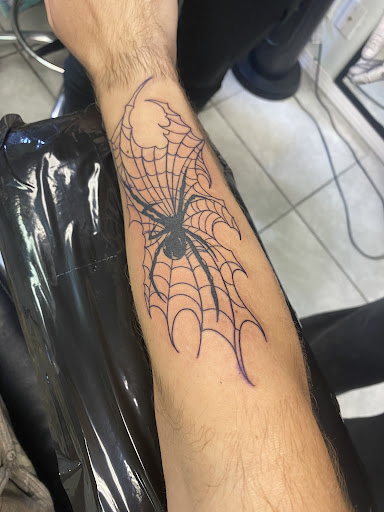 Explore ladies shoulder tattoo ideas, creative tattoo ideas in San Antonio, available at Master Minds Tattoo