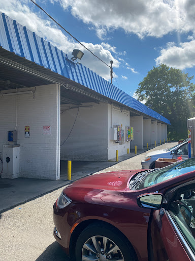 Williamson Road Car Wash en Roanoke