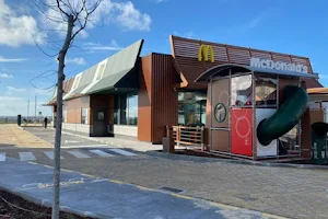 McDonald's Barreiro Drive image