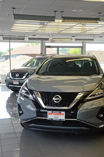 Used Car Dealer «McGrath Nissan», reviews and photos, 945 E Chicago St, Elgin, IL 60120, USA