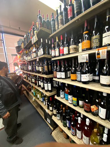 Liquor Store «West Hills Wines & Liquors», reviews and photos, 1720 New York Ave, Huntington Station, NY 11746, USA