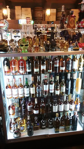 Liquor Store «La Bodega Wines & Spirit», reviews and photos, 3512 Central Ave, Riverside, CA 92506, USA