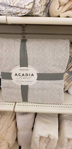 Department Store «HomeGoods», reviews and photos, 344 W Army Trail Rd, Bloomingdale, IL 60108, USA