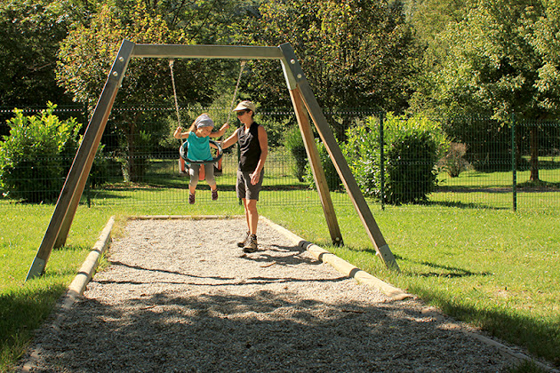 Photo Hébergement d'intérieur Camping et chalets d'Orlu 09110 Orlu