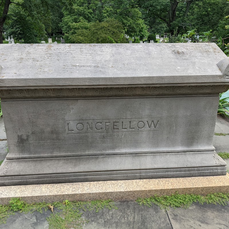 Henry Wadsworth Longfellow Gravesite