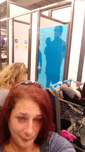 Clothing Store «Old Navy», reviews and photos, 747 NW 12th St, Gresham, OR 97030, USA