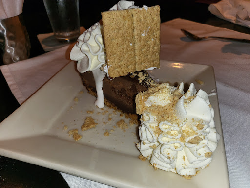 Restaurant «The Cheesecake Factory», reviews and photos, 15301 Ventura Blvd, Sherman Oaks, CA 91403, USA