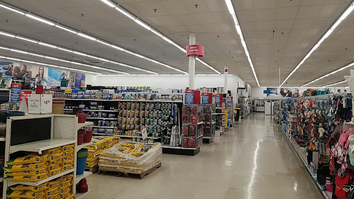 Discount Store «Kmart», reviews and photos, 1155 E Oakton St, Des Plaines, IL 60018, USA