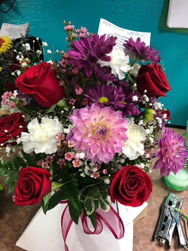 Florist «THE FLOWER SHOPPE OF NEW ALBANY», reviews and photos, 3111 Blackiston Mill Rd, New Albany, IN 47150, USA