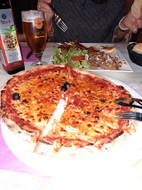 Pizza du Pizzeria La Tosca à Saint-Cyprien - n°7