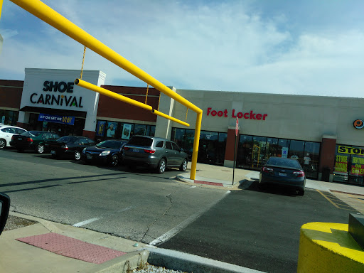 Shopping Mall «The Brickyard», reviews and photos, 2600 N Narragansett Ave, Chicago, IL 60639, USA