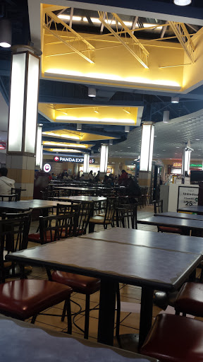 Shopping Mall «St. Clair Square», reviews and photos, 134 St Clair Square, Fairview Heights, IL 62208, USA