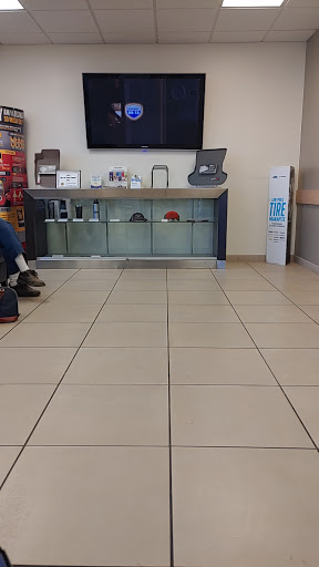 Car Dealer «Paul Cerame Auto Group», reviews and photos, 11400 New Halls Ferry Road #1, Florissant, MO 63033, USA