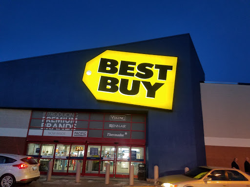 Electronics Store «Best Buy», reviews and photos, 4610 S 76th St, Greenfield, WI 53220, USA