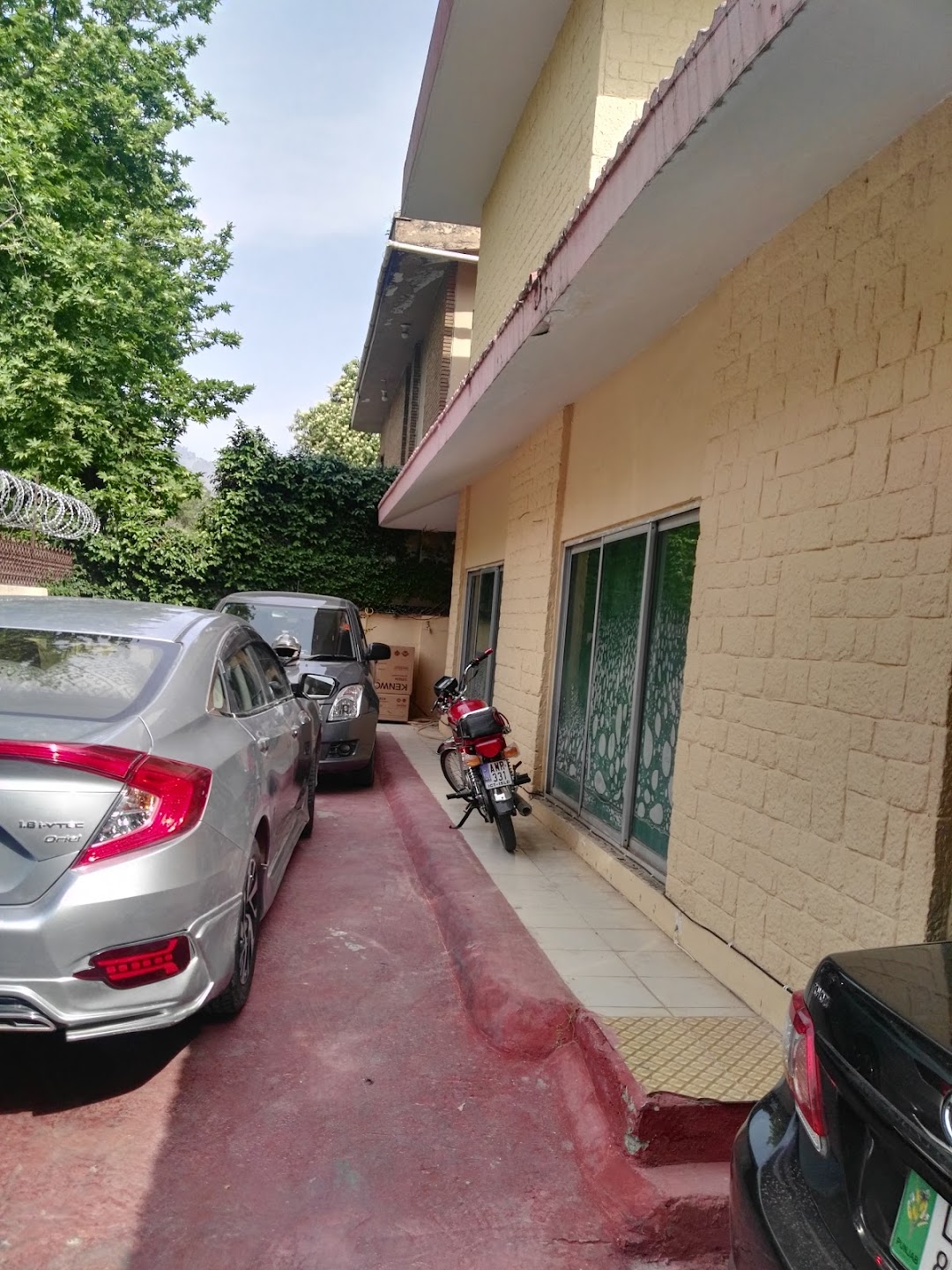 Royal Glaxy Guest House Islamabad