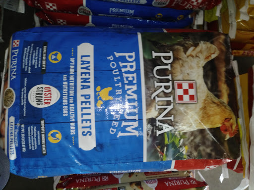 Pet Supply Store «Smelt Feed & Pet Supply», reviews and photos, 4116 E 7th Ave, Tampa, FL 33605, USA