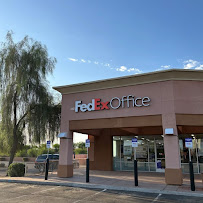 FedEx Office Print & Ship Center - Photo 2 - Car repair in Mesa, AZ, Tempe