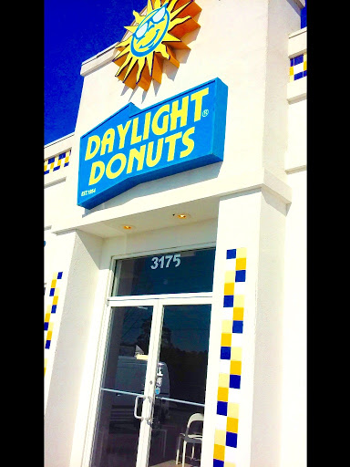 Donut Shop «Daylight Donuts», reviews and photos, 3175 Inner Perimeter Rd, Valdosta, GA 31602, USA